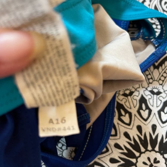 Capezio Blue/ Turquoise Leotard with strappy back Size A16 (large 12-14) - Picture 4 of 4